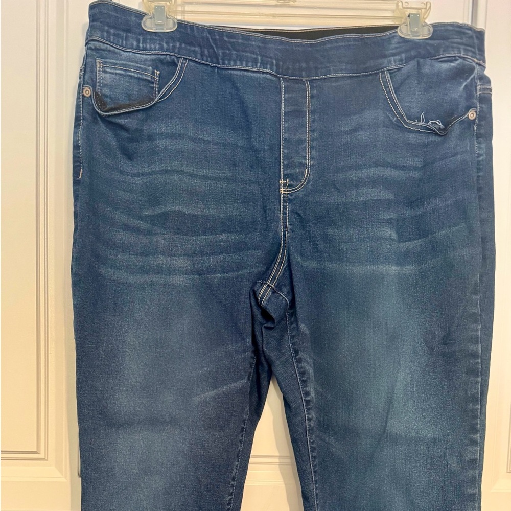 Stretch waist jeans